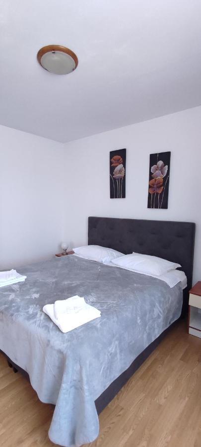 Apartments Burazer Šibenik Eksteriør bilde